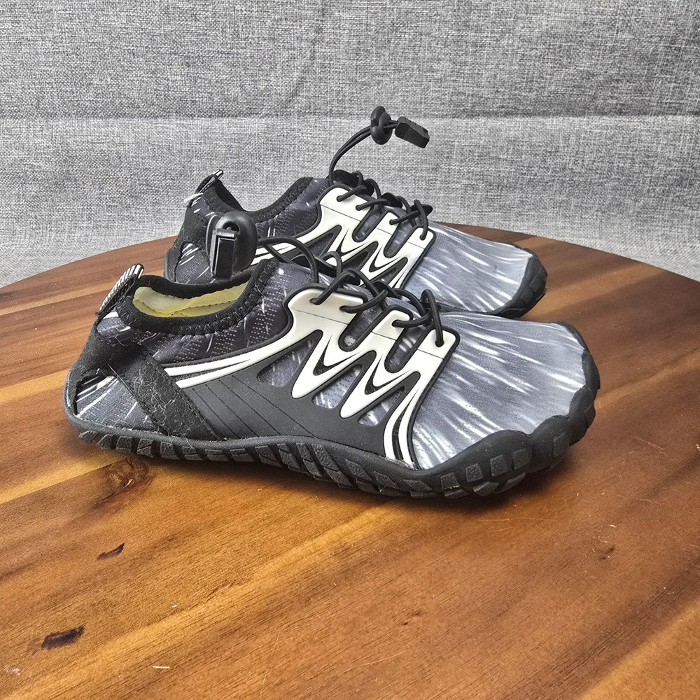 Kids Water Shoes Size 35 Gray & Black Beach Pool Swim Surf Quick‎ Dry Size 4